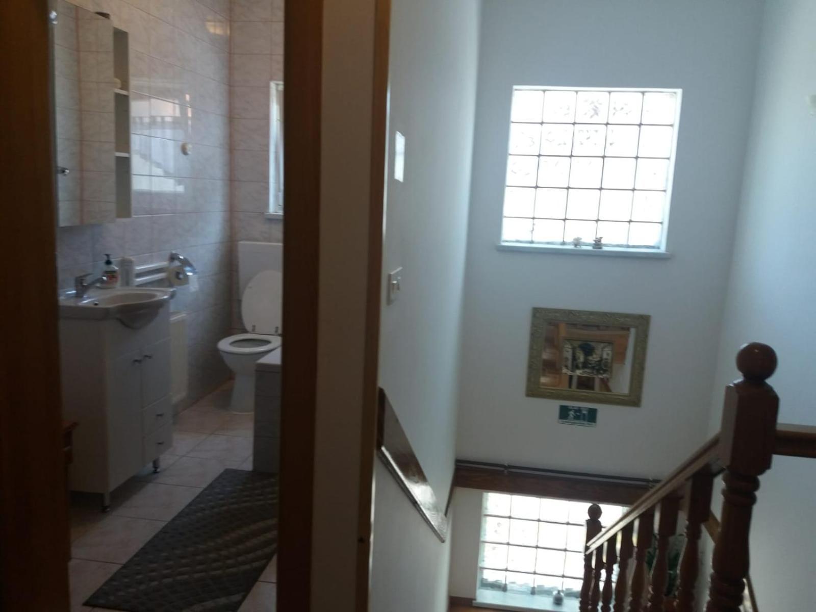 Guesthouse Tomas Catrnja Bagian luar foto